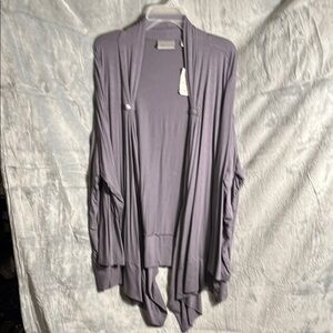 NWT Avenue Elegant Gray Women's cardigan plus size 26 / 28